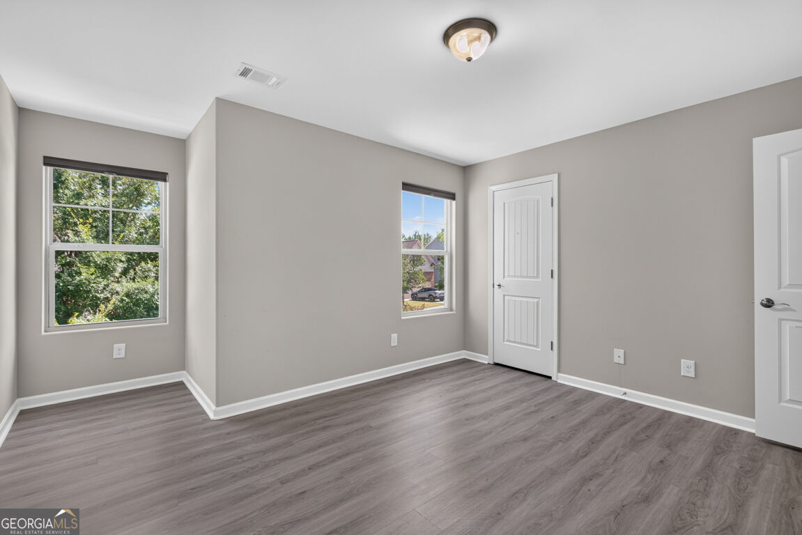 1202 Lincoln Lane Property Photo 30