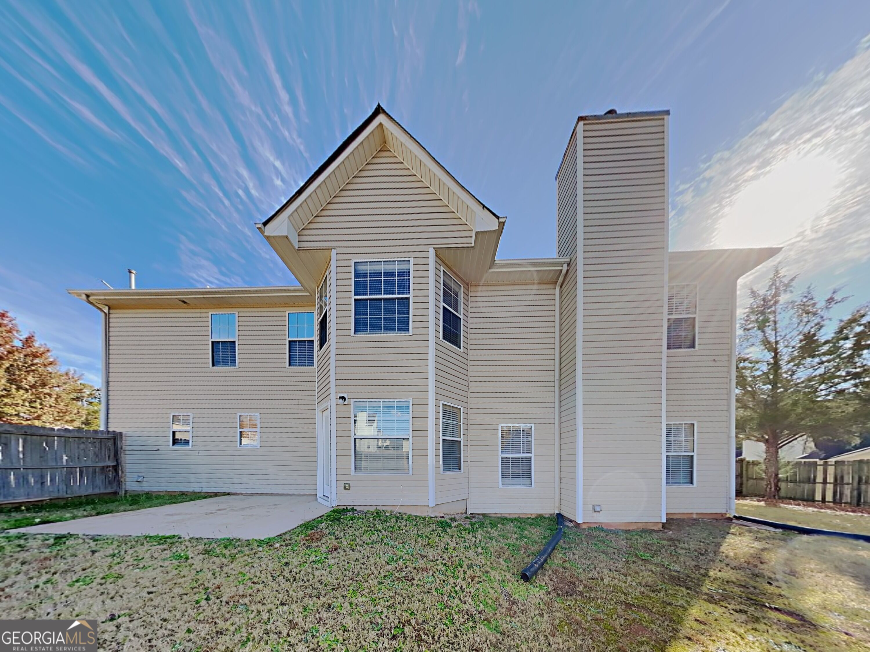160 Long Drive Property Photo 2
