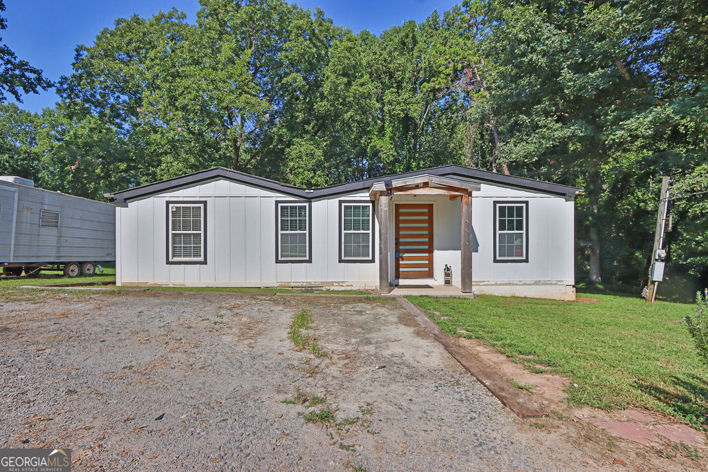 2110 Shoal Creek Road Property Photo 1
