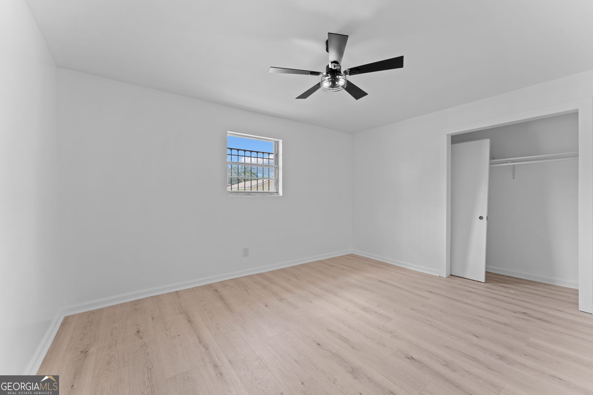 801 E Church Street Property Photo 15