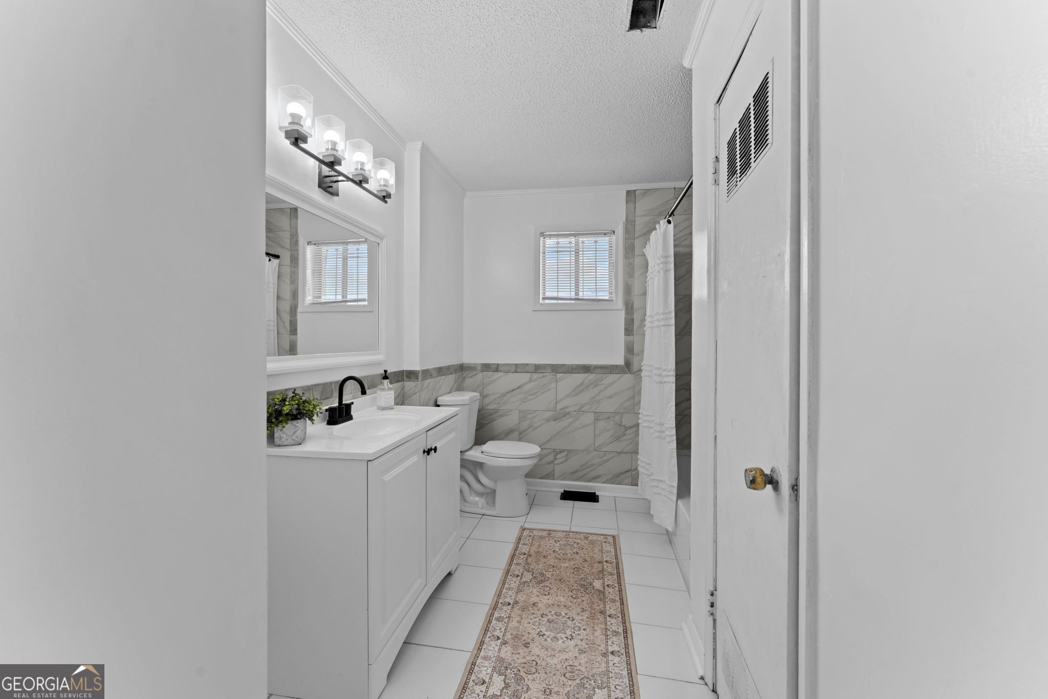 801 E Church Street Property Photo 17
