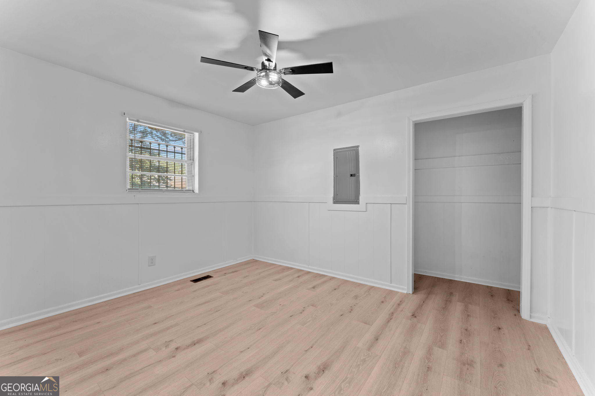 801 E Church Street Property Photo 36