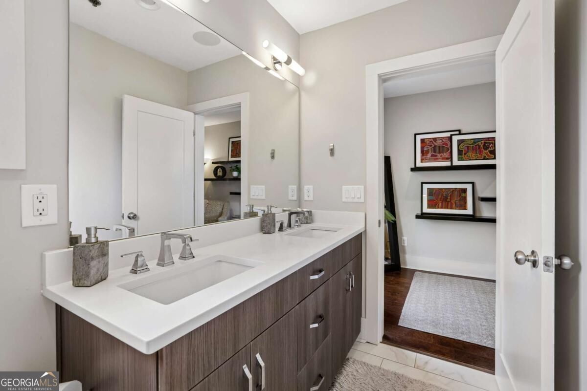 307 Canton Way Property Photo 23
