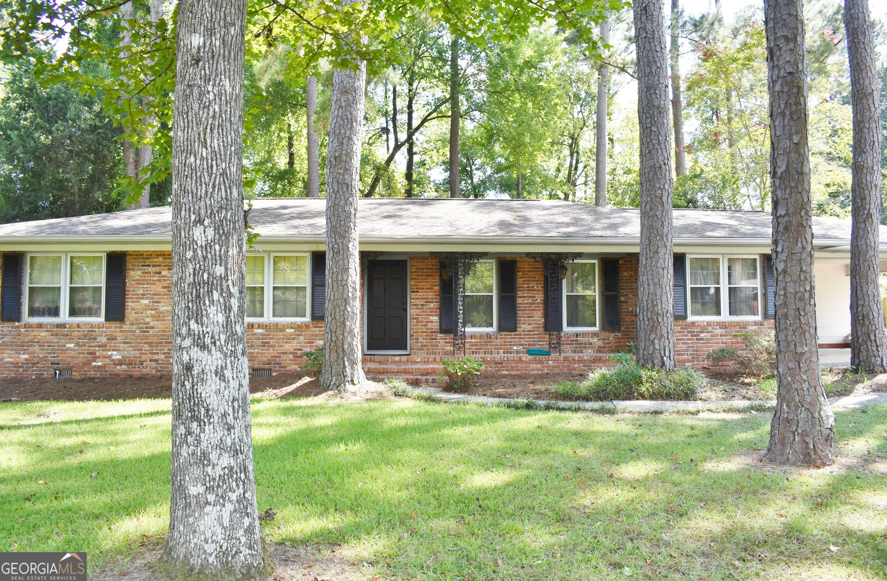 4664 Lattimore Drive Property Photo 1