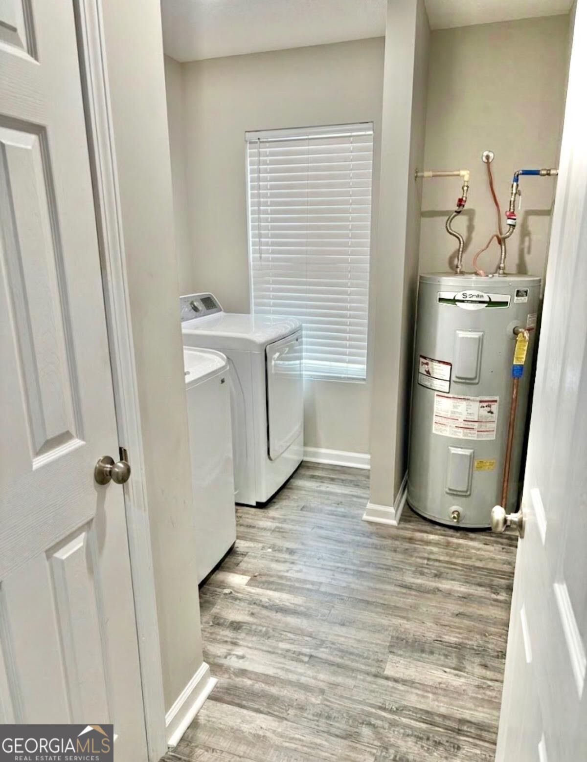 271 Thomas Circle Property Photo 13