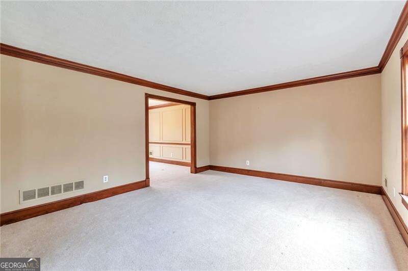 1306 Arlene Court Sw Property Photo 4