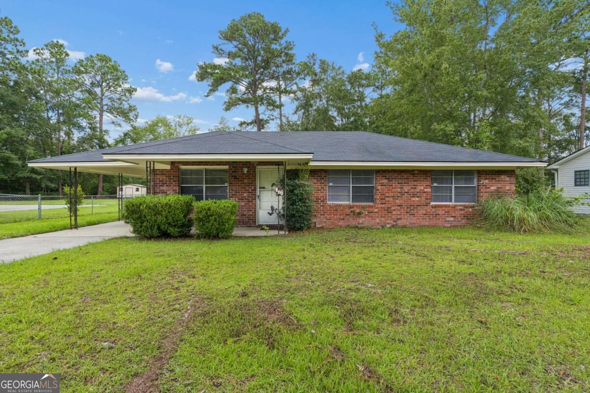 200 Becky Street Property Photo 1