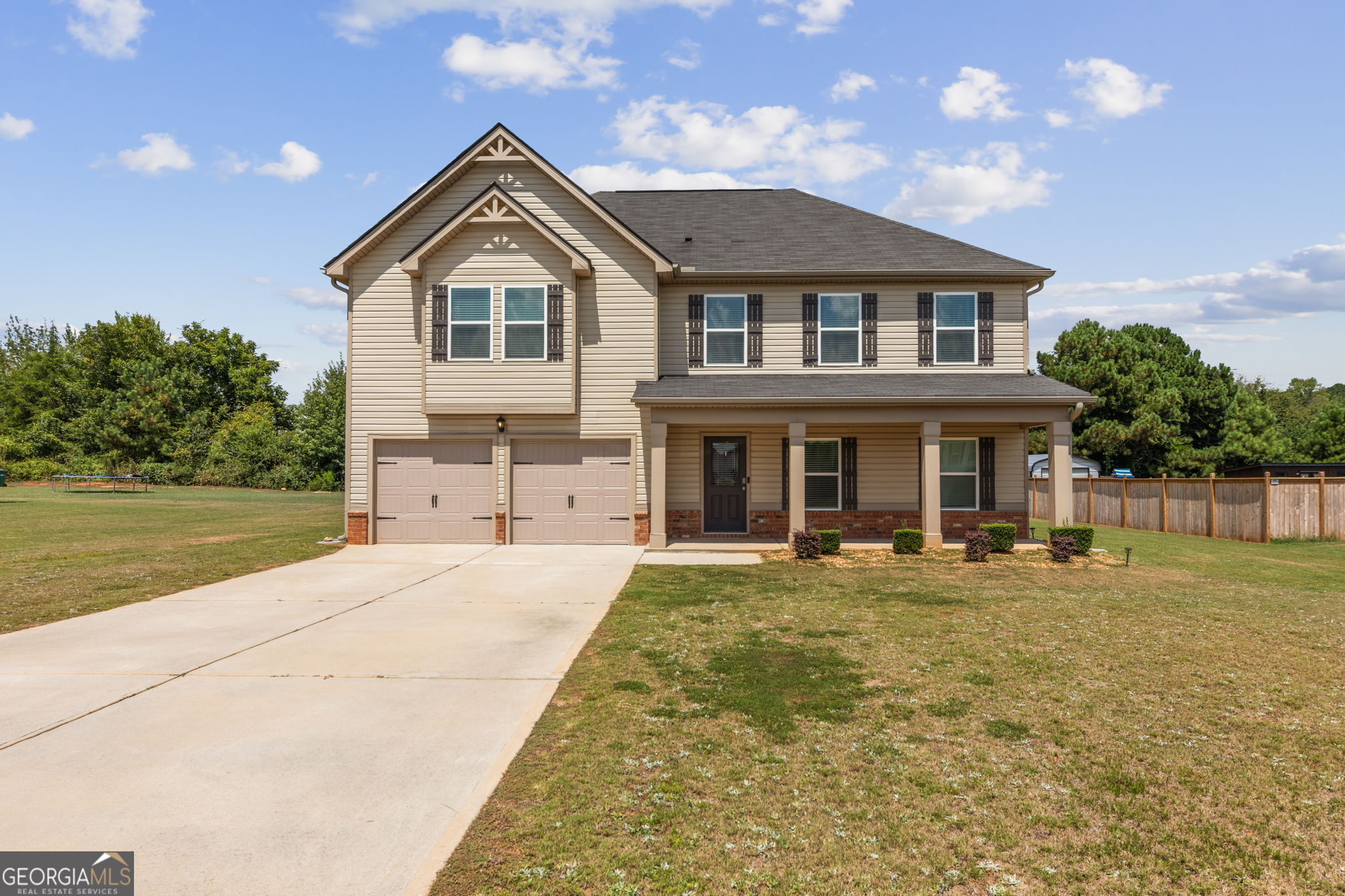 750 Clydes Way Property Photo 1