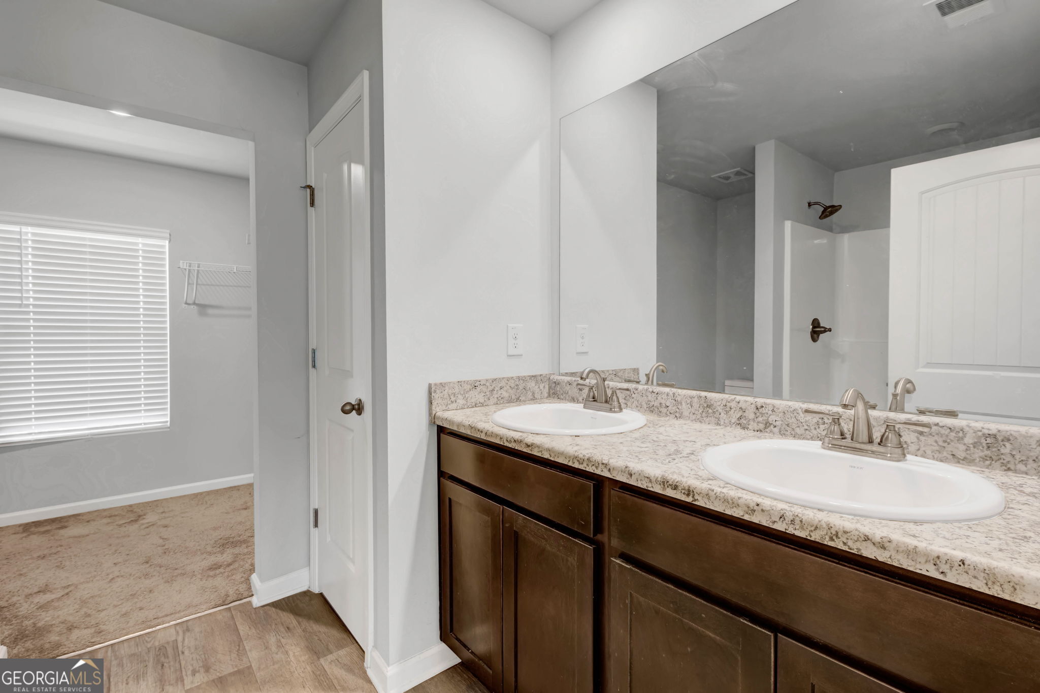750 Clydes Way Property Photo 9