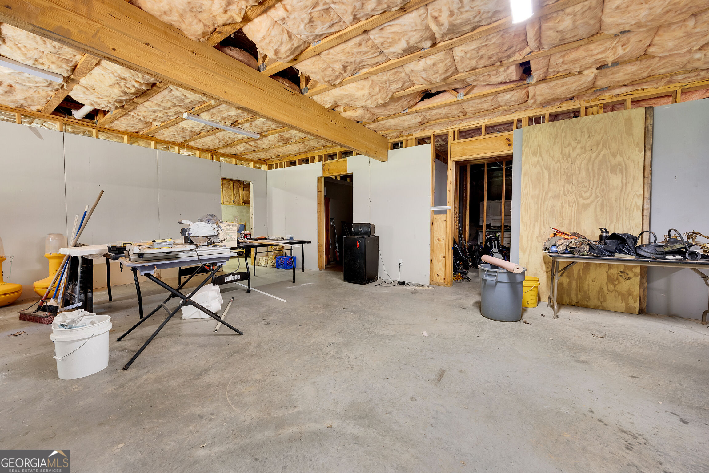 405 Rosser Road Property Photo 25