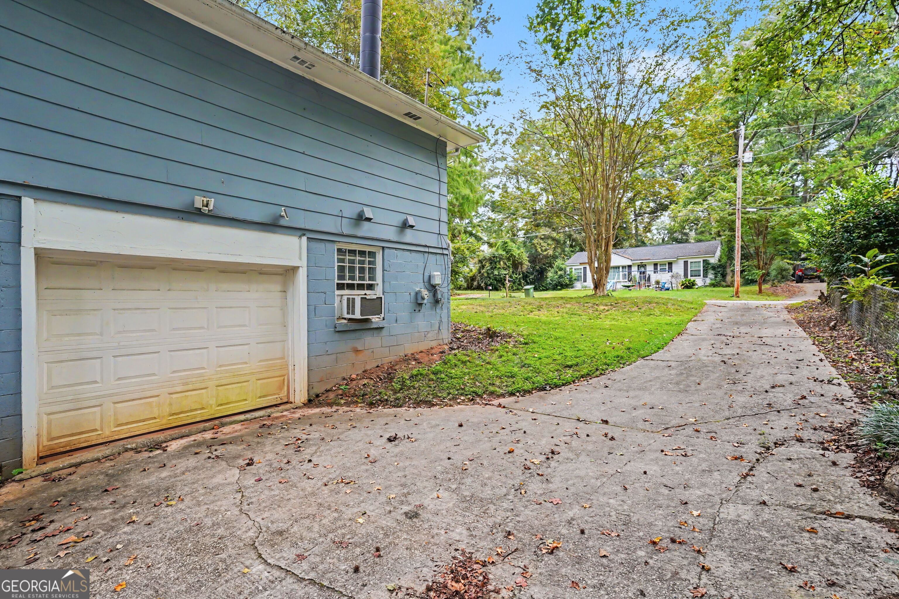728 Springer Drive Property Photo 25
