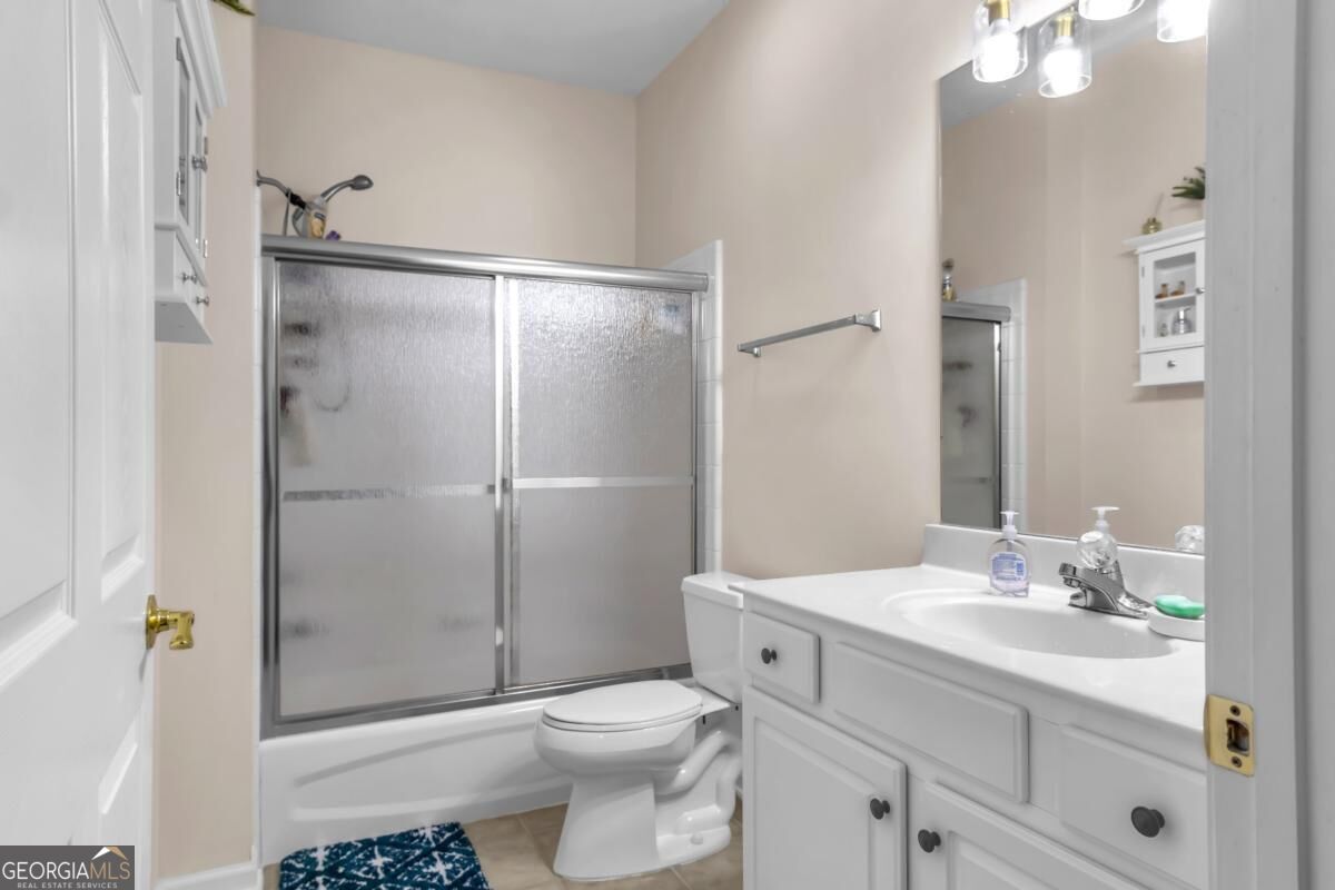 112 Camry Lane Property Photo 13