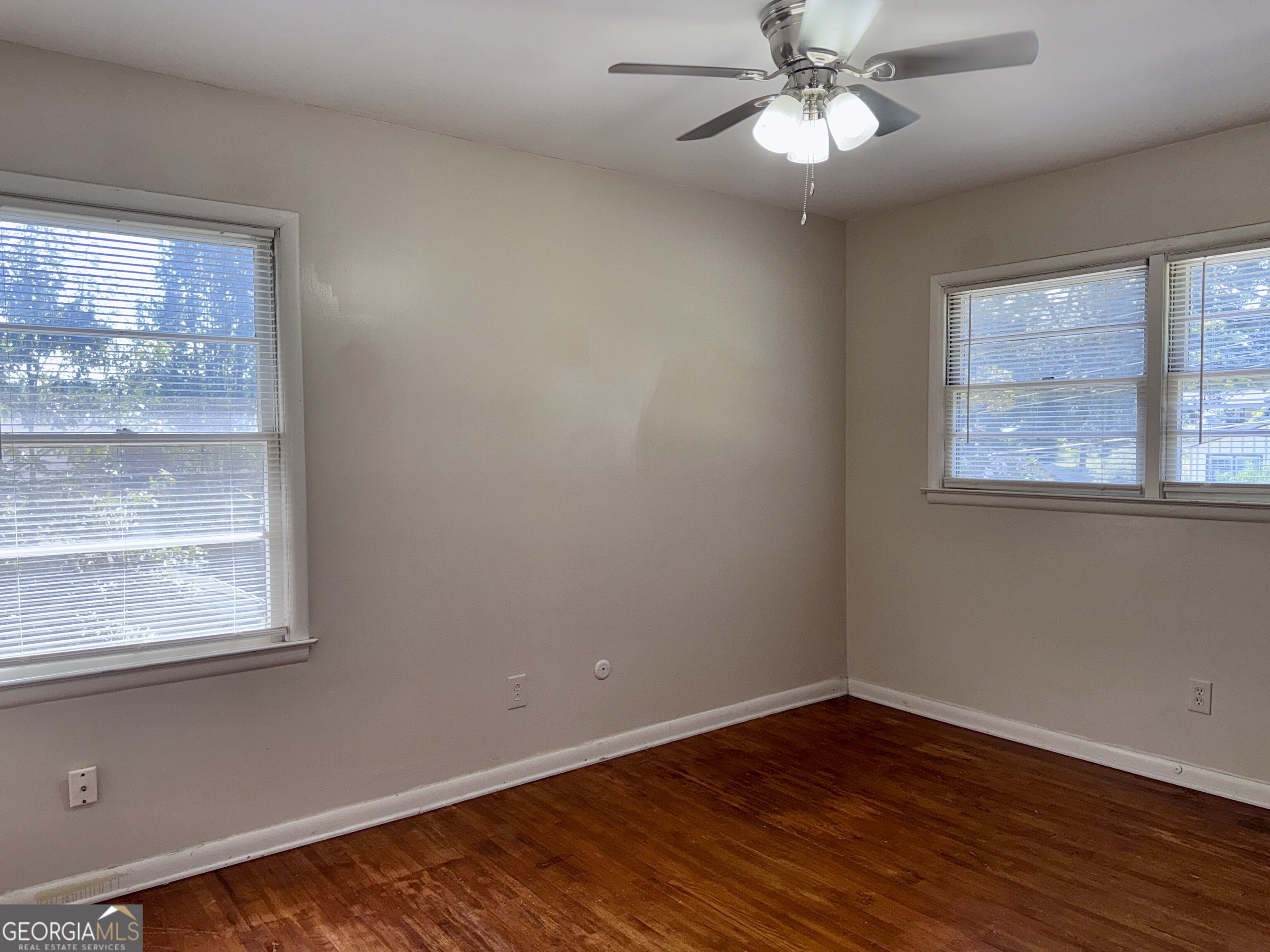 430 Windsor Drive Property Photo 9