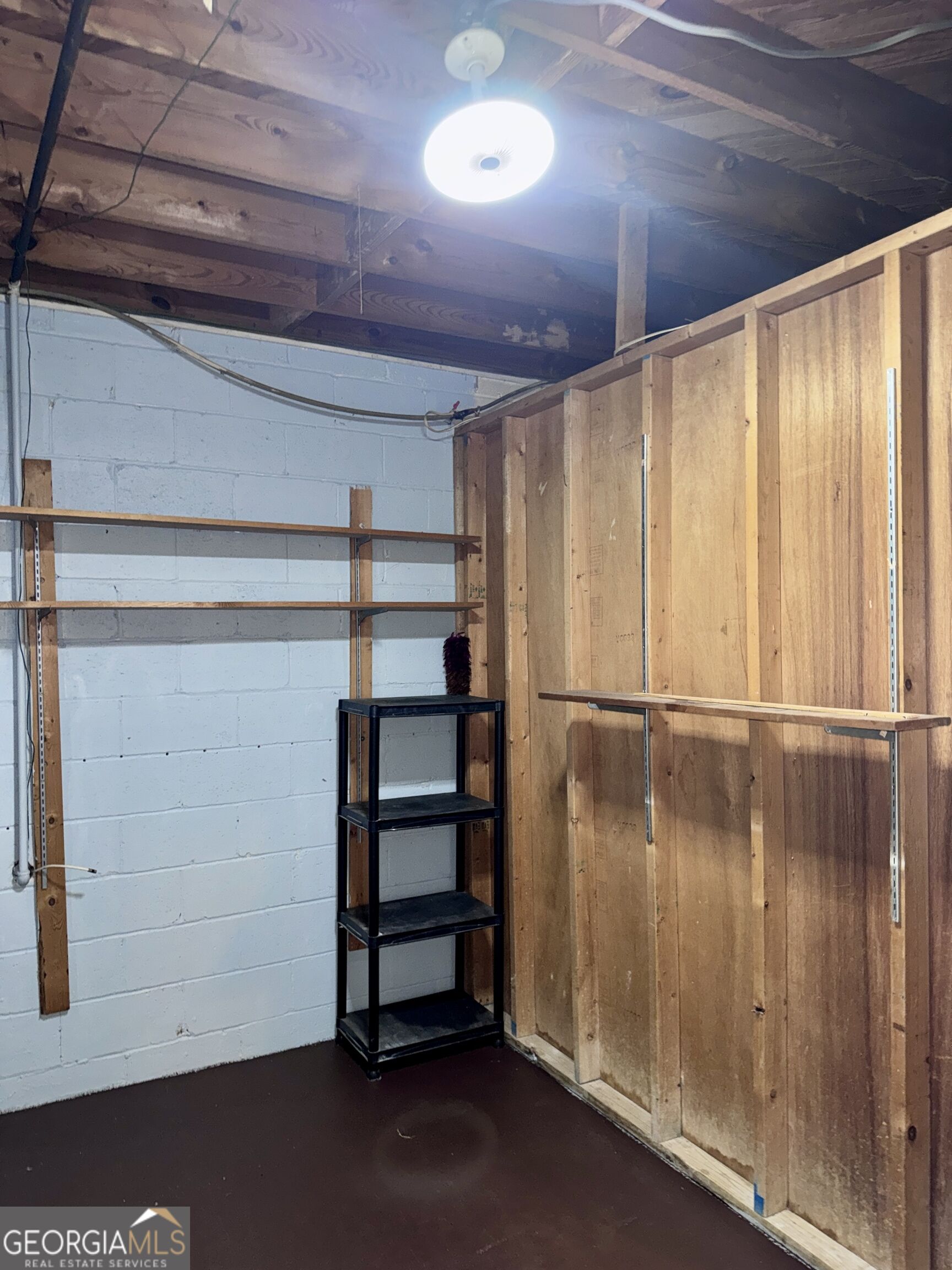 430 Windsor Drive Property Photo 18