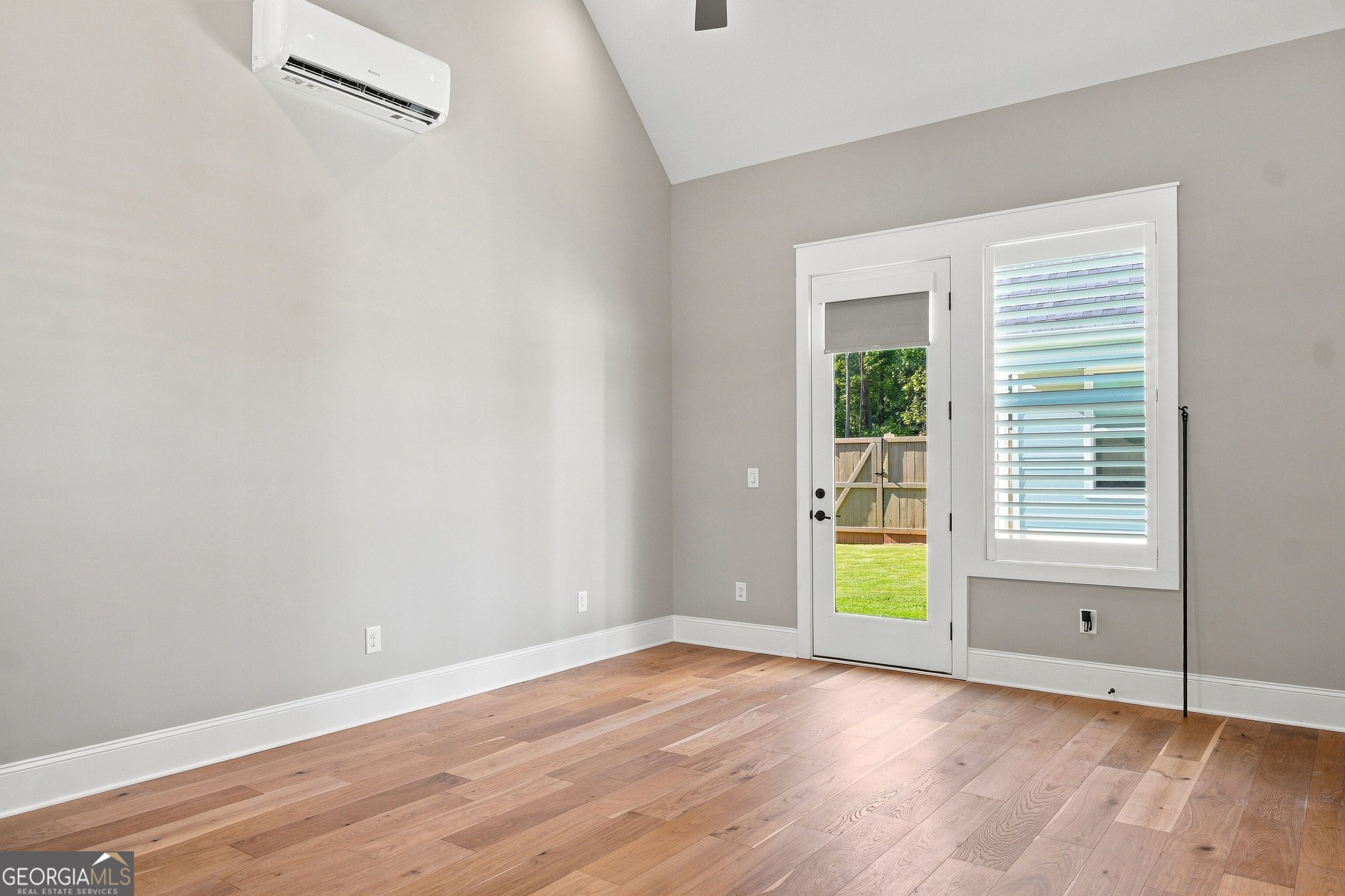 806 Magnolia Walk Property Photo 21