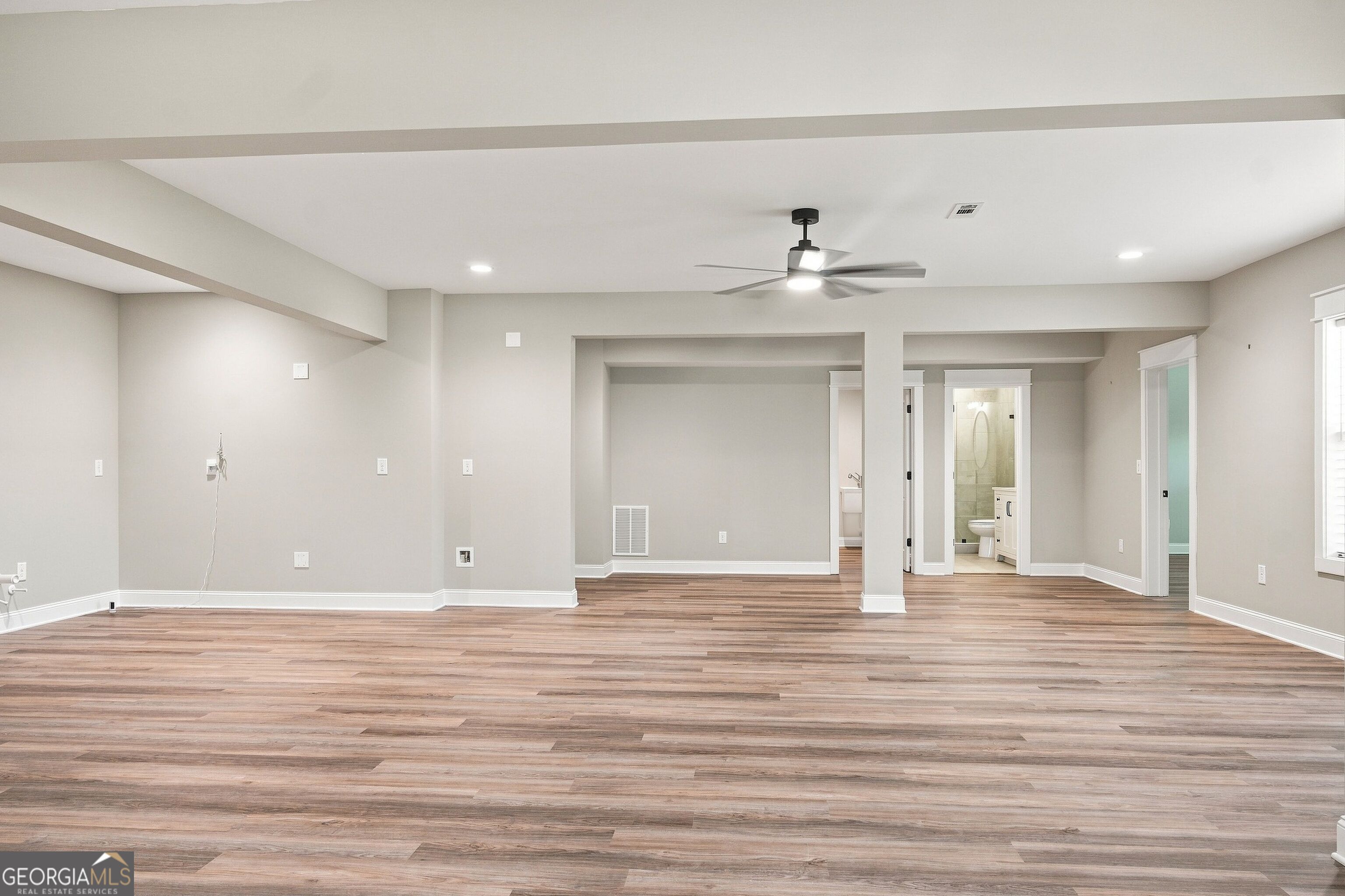 806 Magnolia Walk Property Photo 27