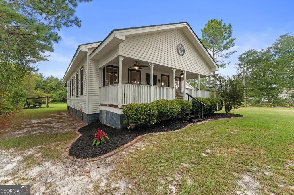 1559 Stillwell Road Property Photo 3