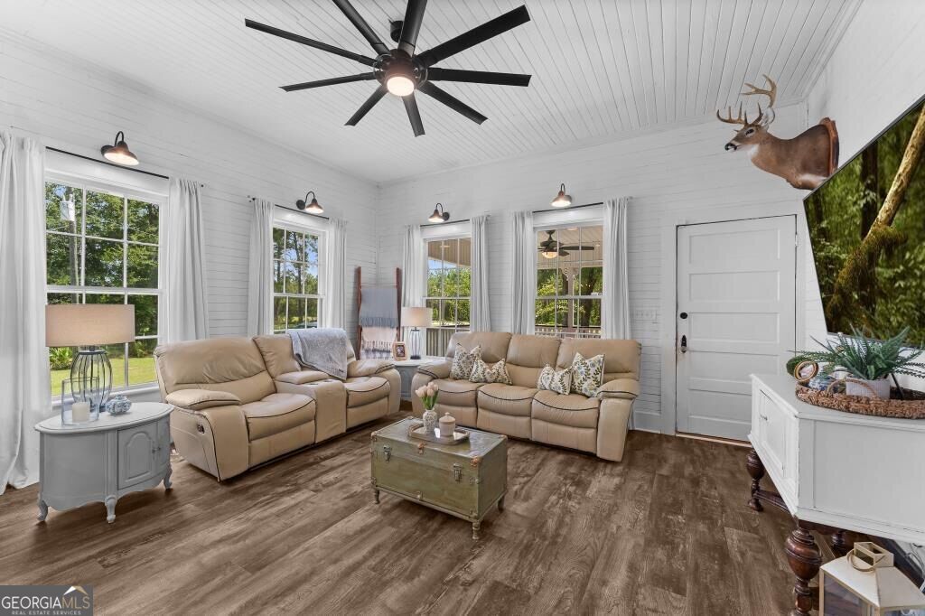 1559 Stillwell Road Property Photo 12
