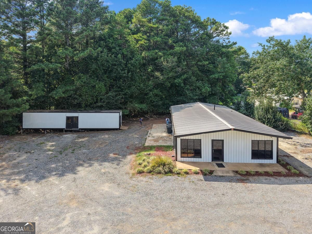 10323 Dallas Acworth Highway Property Photo 1