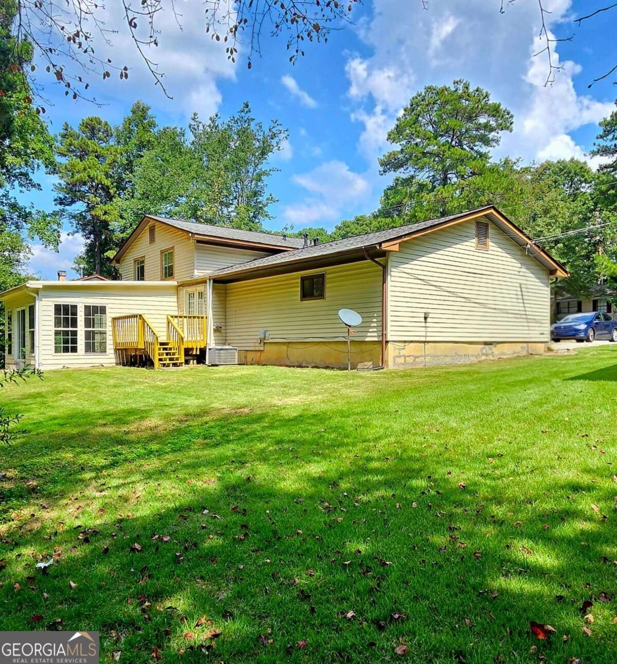 2514 Rhoanoke Drive Property Photo 5