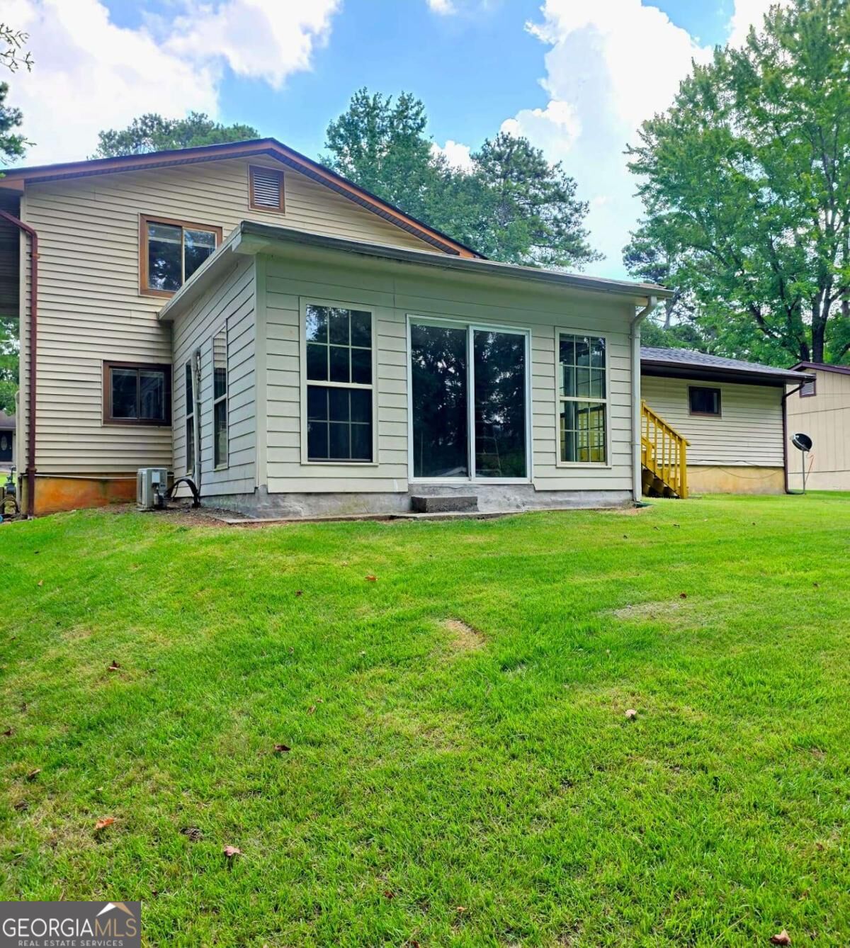 2514 Rhoanoke Drive Property Photo 7
