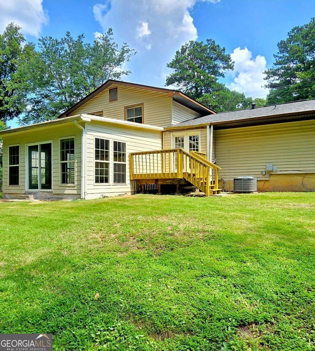 2514 Rhoanoke Drive Property Photo 10
