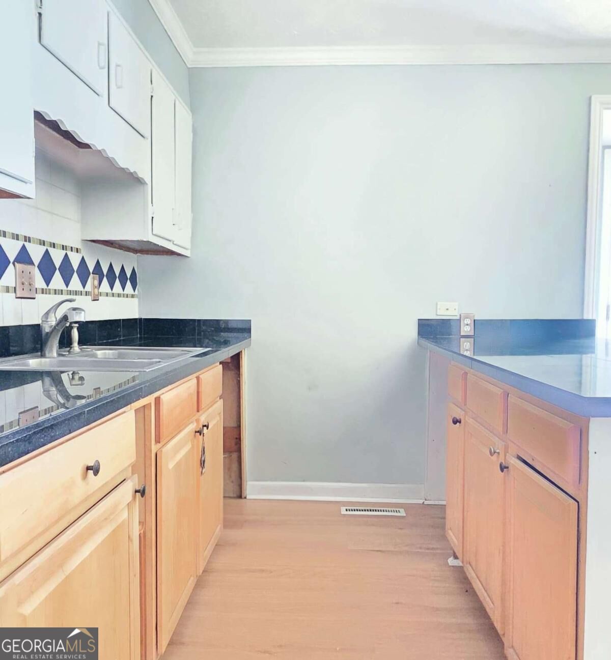 2514 Rhoanoke Drive Property Photo 11