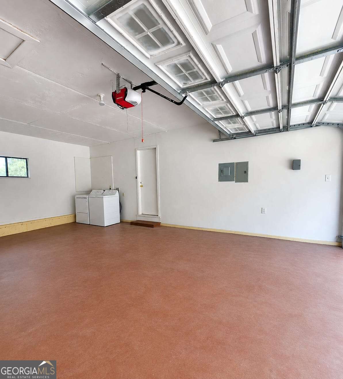 2514 Rhoanoke Drive Property Photo 27