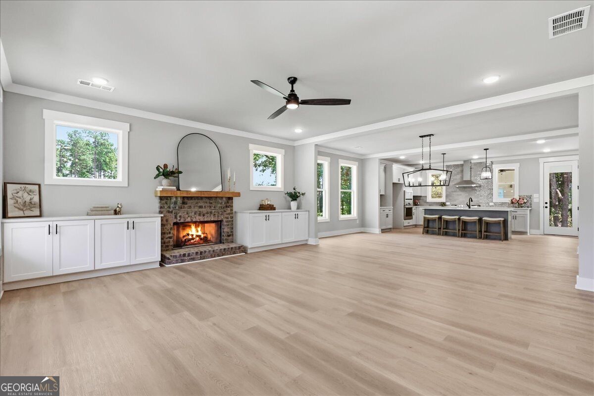 327 Springtime Way Property Photo 11