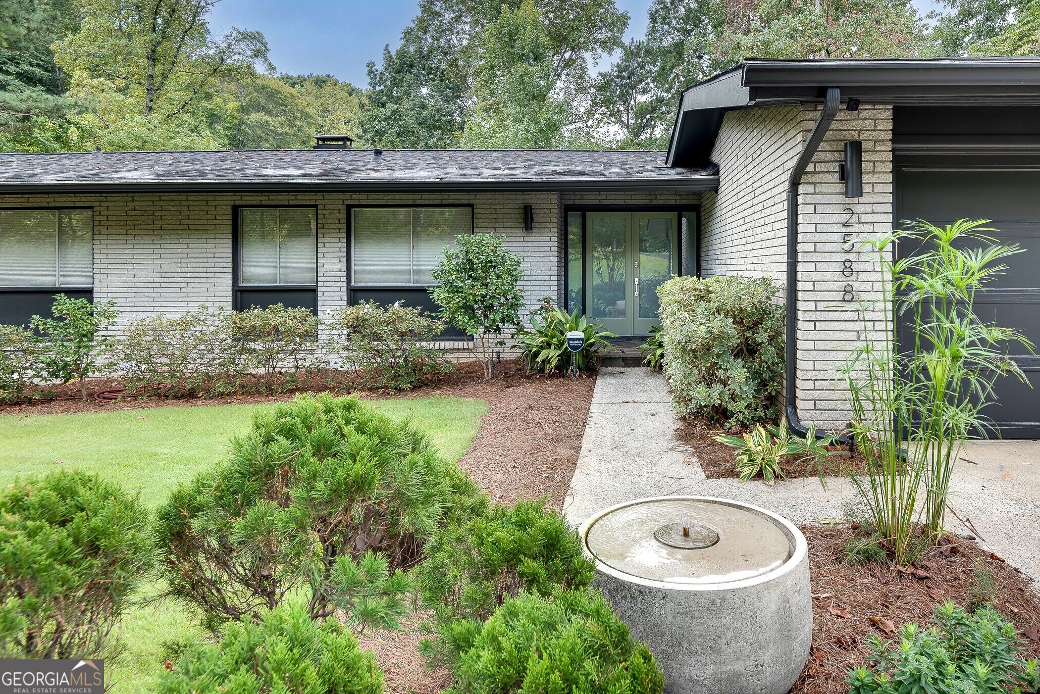 2588 Flair Knoll Drive Ne Property Photo 2
