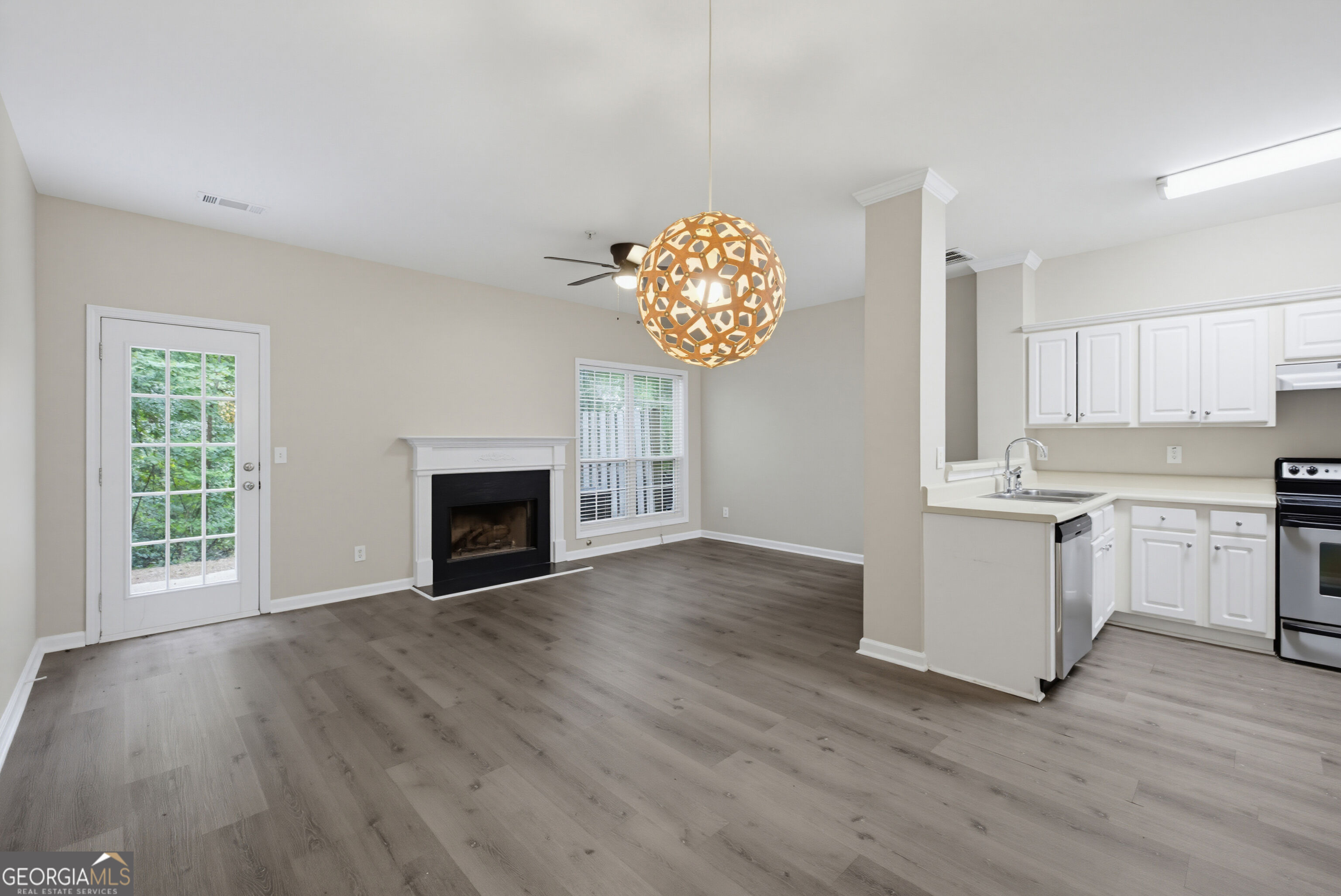 7076 Biltmore Trace Property Photo 17