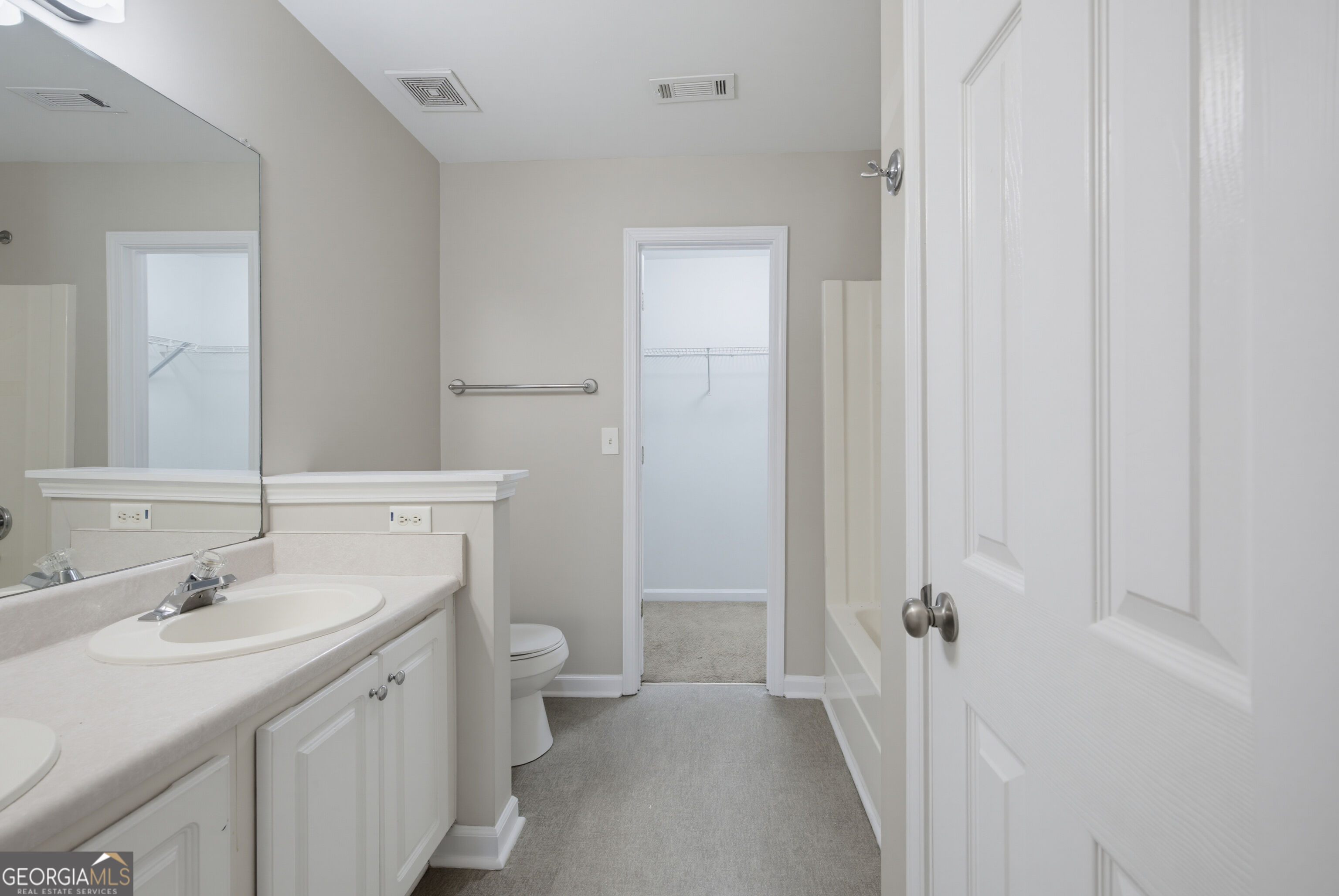 7076 Biltmore Trace Property Photo 21
