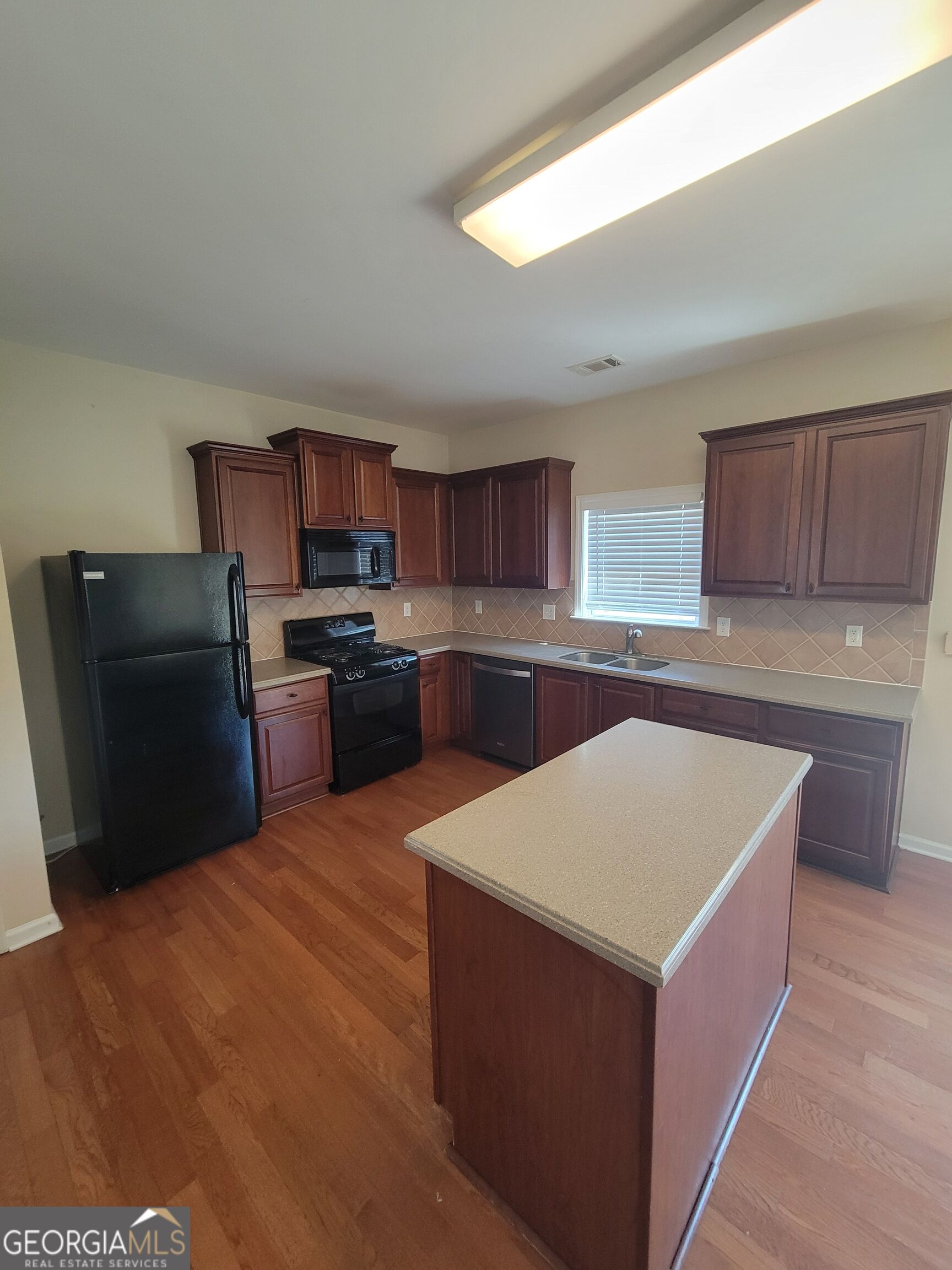 3608 Wood Point Way Property Photo 8