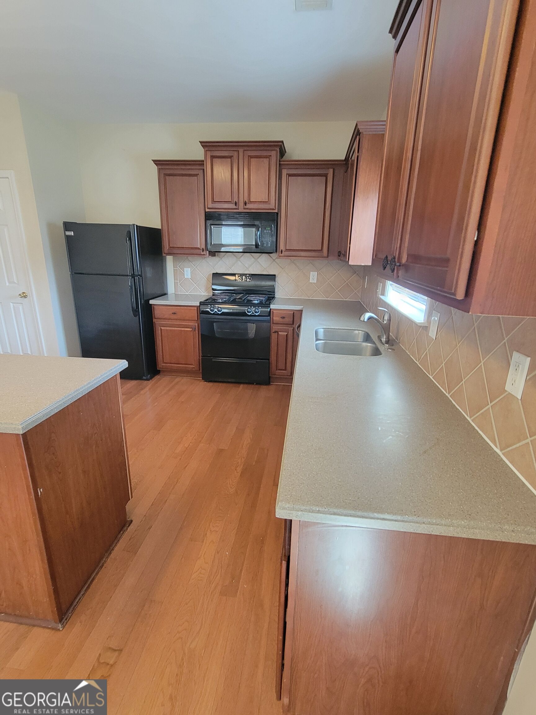 3608 Wood Point Way Property Photo 9