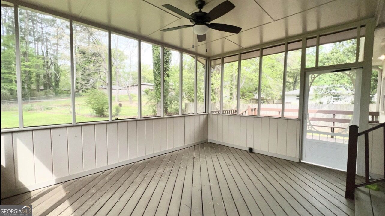 2894 Barry Avenue Se Property Photo 20