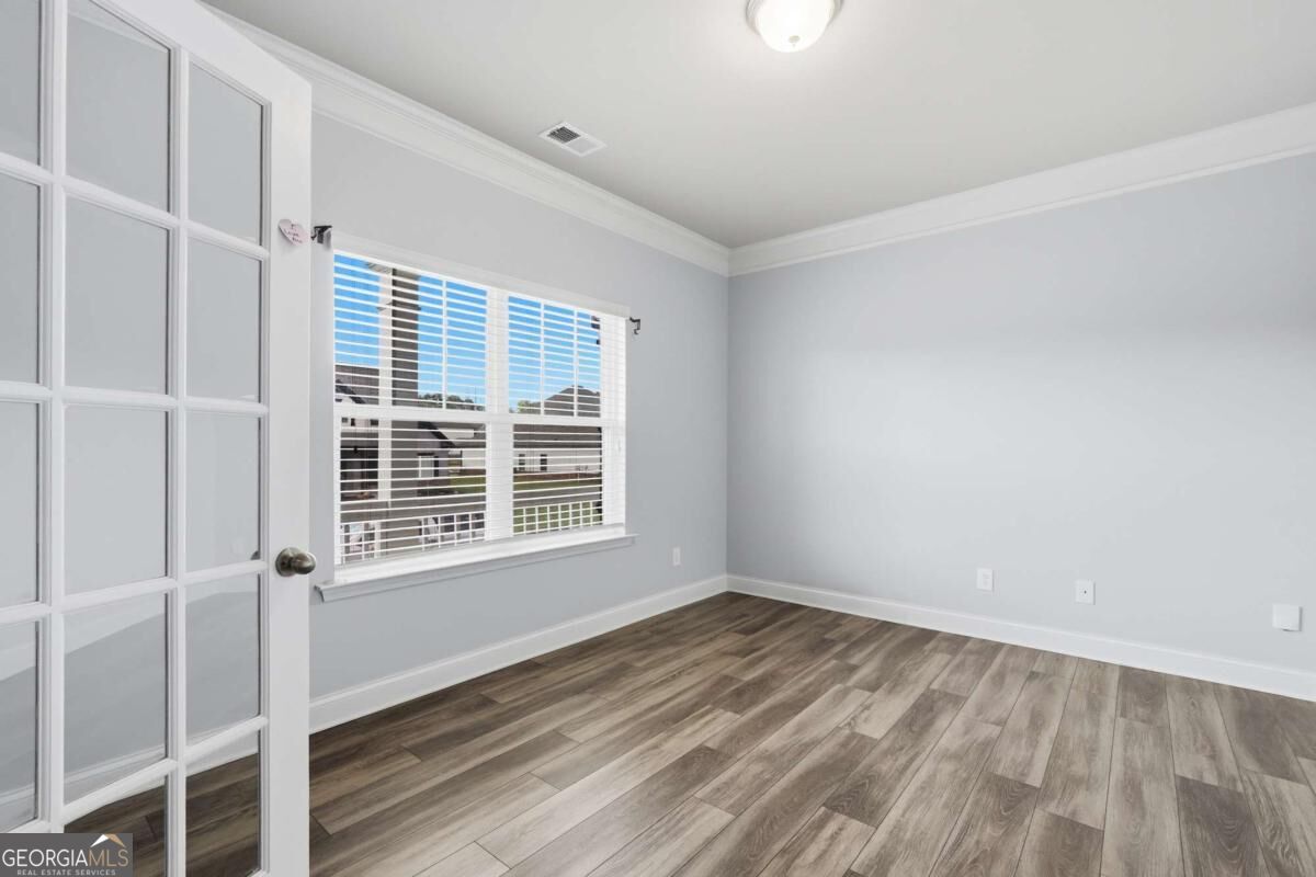 86 Twelve Oaks Drive Se Property Photo 18