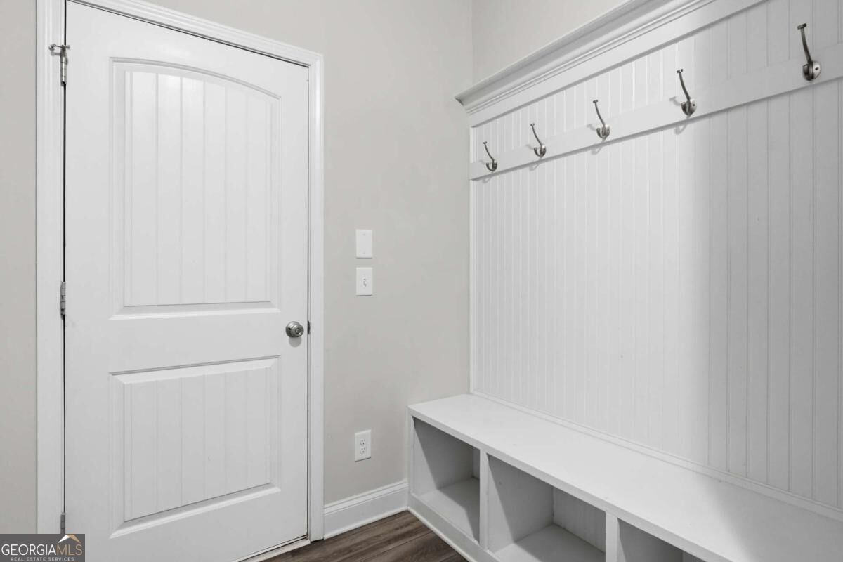 86 Twelve Oaks Drive Se Property Photo 22