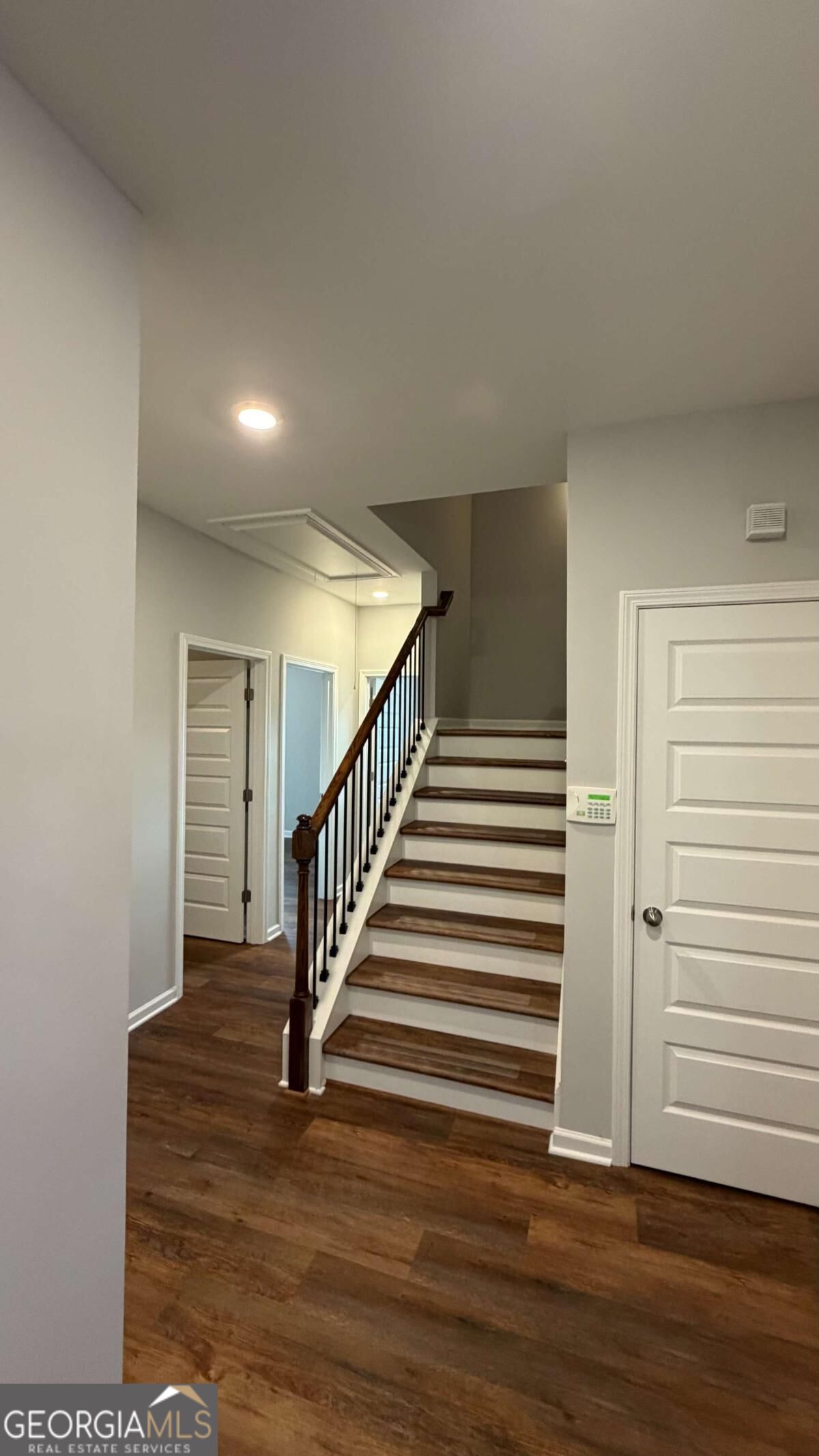 12 Springdale Court Property Photo 5