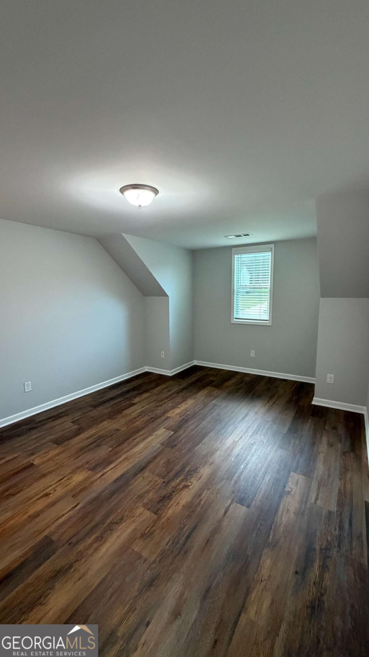 12 Springdale Court Property Photo 6