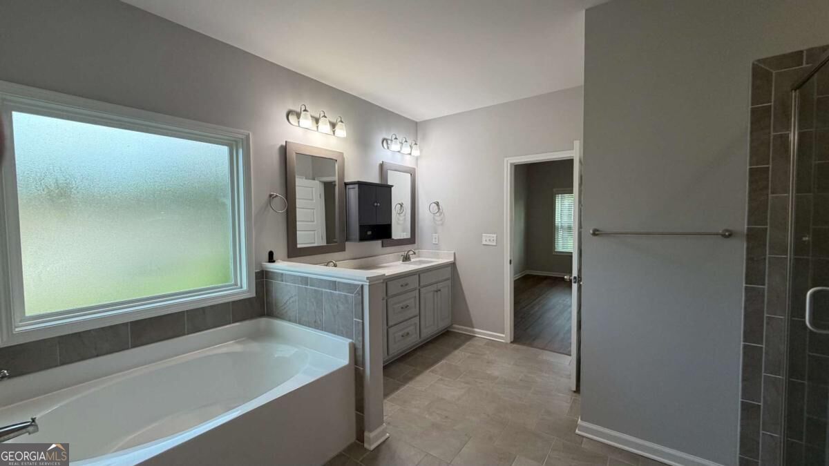 12 Springdale Court Property Photo 16