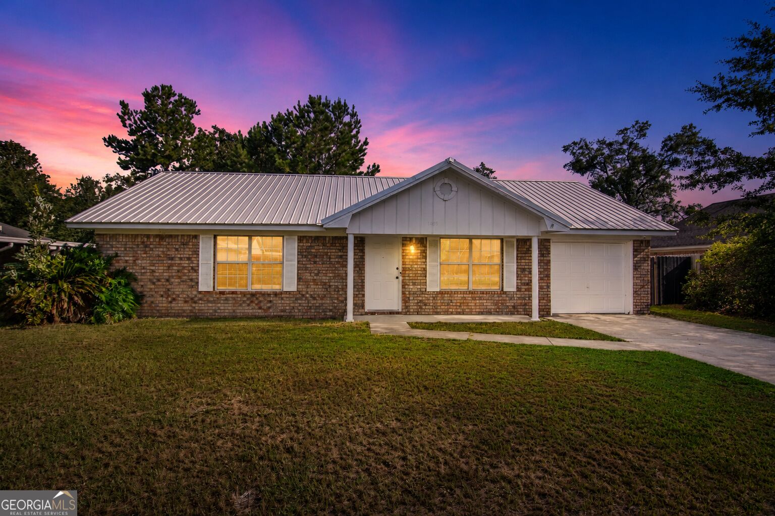 1435 Firefinder Lane Property Photo 1