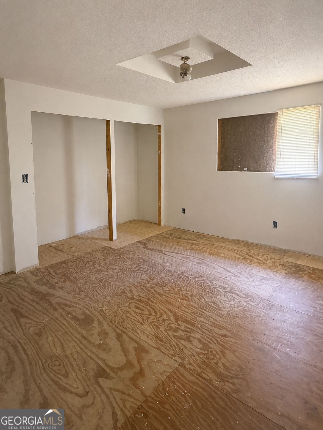 211 Alice Walker Drive Property Photo 14
