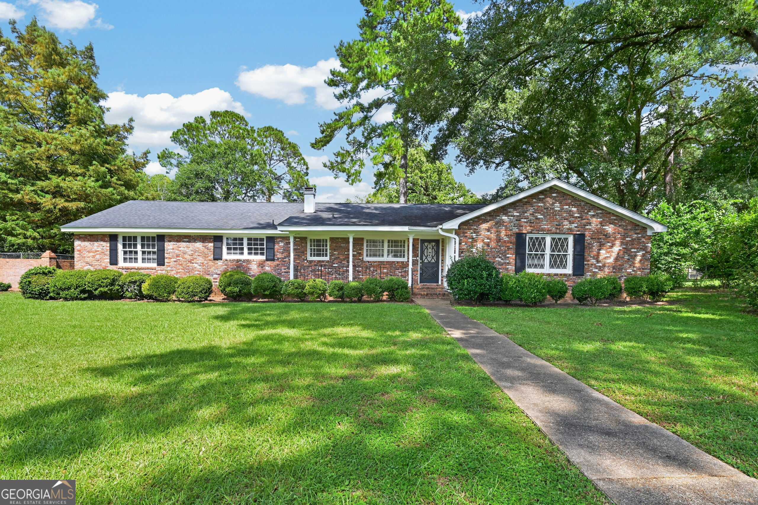 1629 Lowell Lane