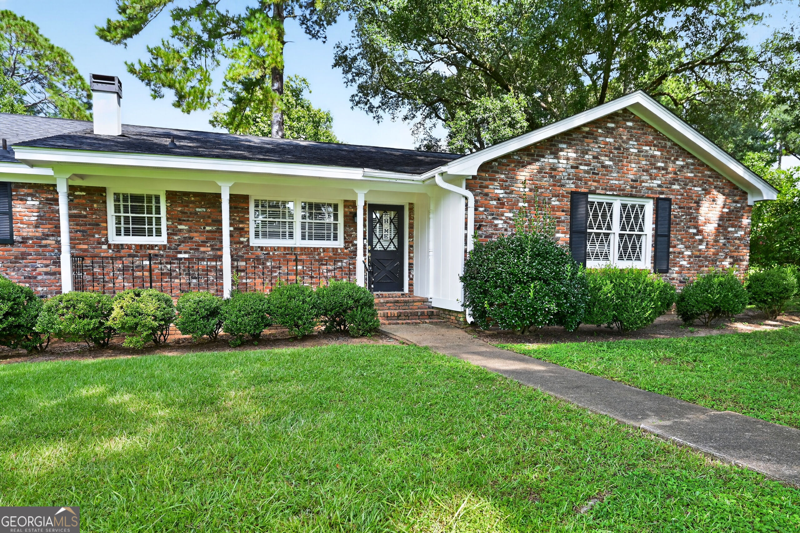 1629 Lowell Lane Property Photo 4