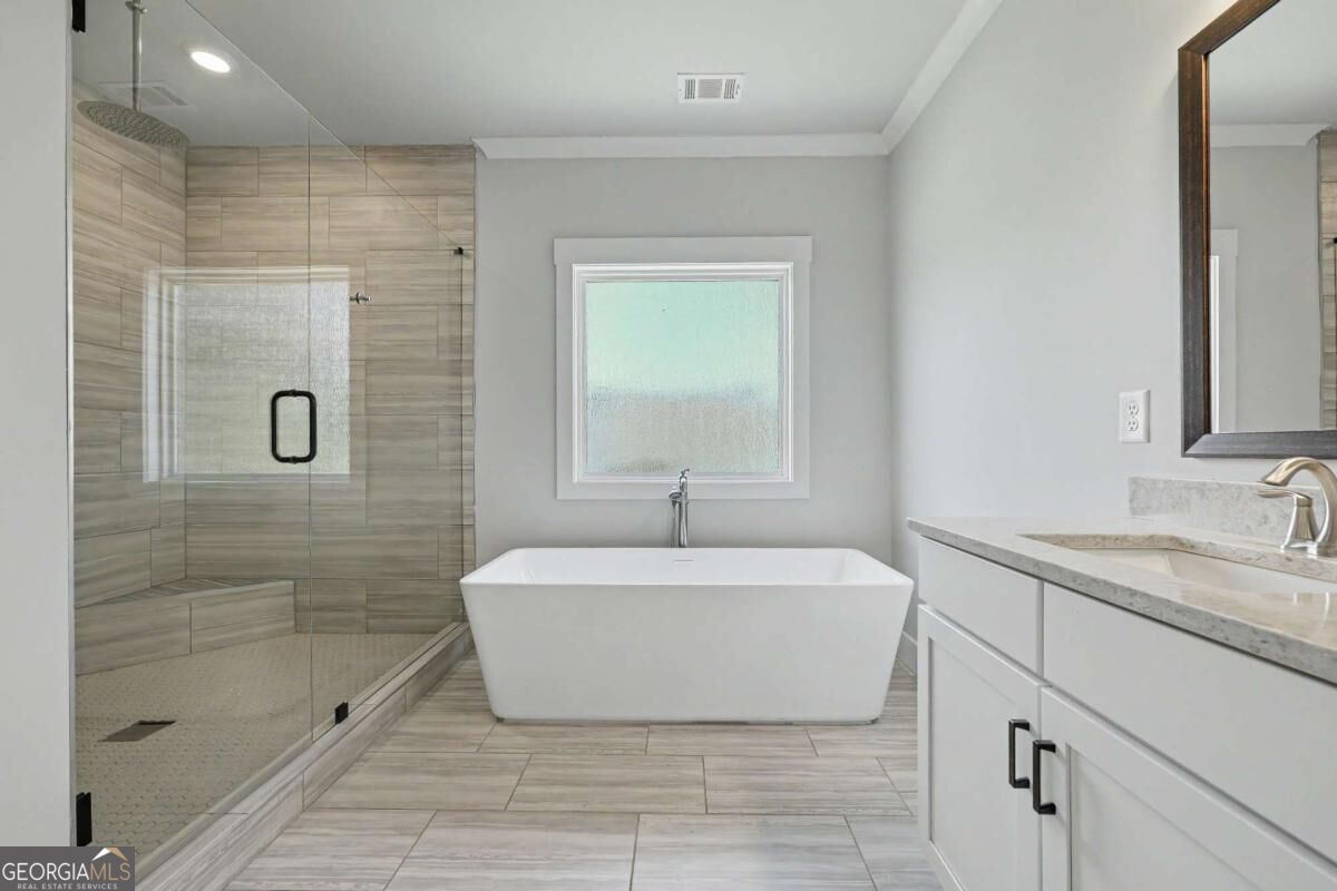 2606 Traditions Way Property Photo 11