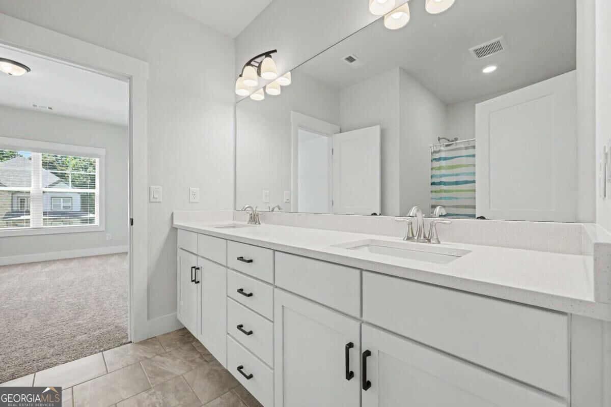 2606 Traditions Way Property Photo 27