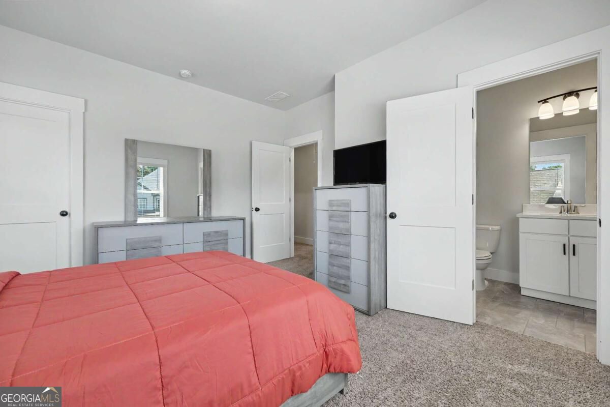 2606 Traditions Way Property Photo 33