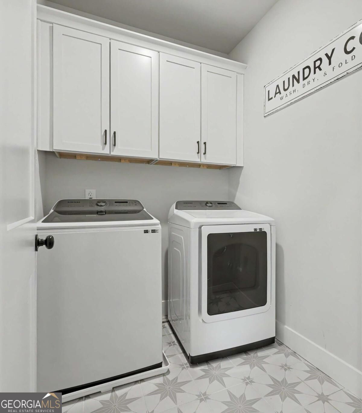 2606 Traditions Way Property Photo 35