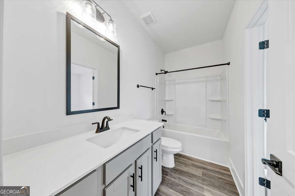 5345 Vinci Place Property Photo 31