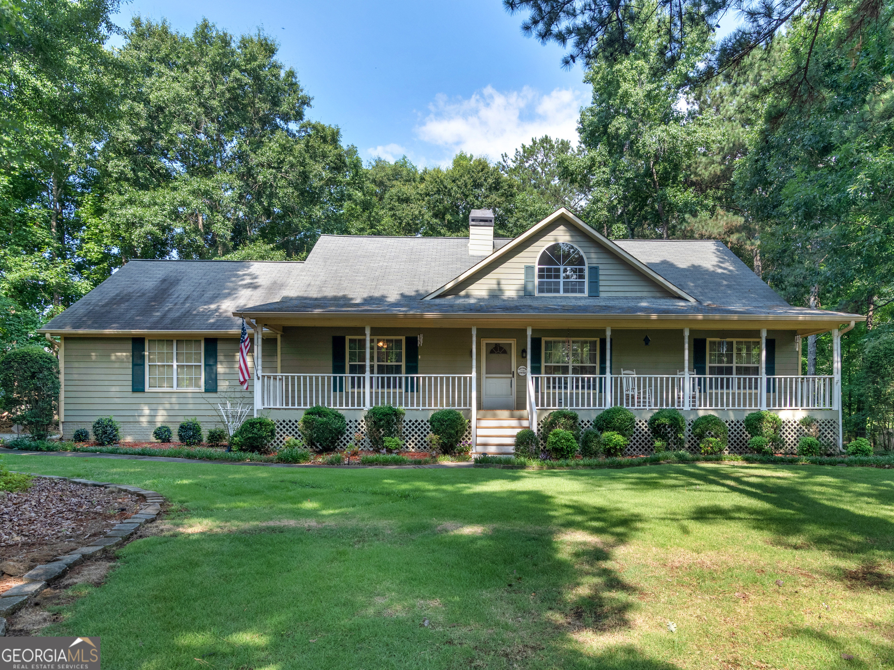 207 Williamsburg Circle Property Photo 1